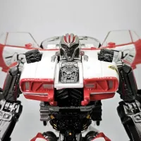 BAIWEI TW-1033B White Warrior Dropkick For Transformable toy model