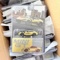 Mini GT 1:64 Nissan Z VeilSide FFZ400 Gold Chrome #985