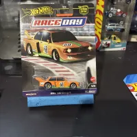 Hot Wheels Premium BMW 320 Group 5 RACE DAY