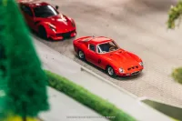 CENTAURIA x IXO COLLECTIONS FERRARI GT 1:64 Magazine ASIA EDITION - FERRARI 250 GTO 1962
