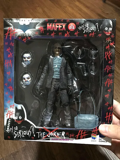 MAFEX 015 THE DARK KNIGHT THE JOKER