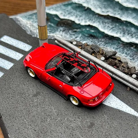 MicroTurbo MT 1/64 Scale Mazda MX5 Eunos Roadster NA W/Surfboard Red Diecast hover