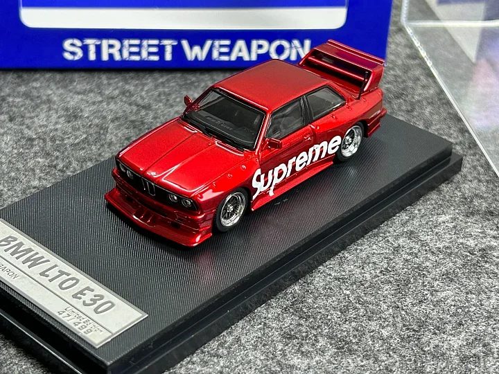 SW 1:64 Red BMW M3 E30 LTO Coupe Racing Sports Model Diecast Collect Car--Supreme hover