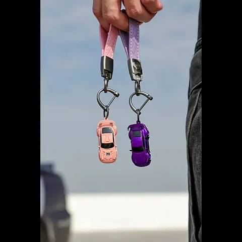 DCM 1:87 Porsche RWB 993 Key Chain