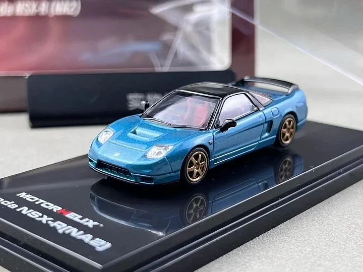 MotorHelix 1:64 Honda NSX-R (NA2) hover