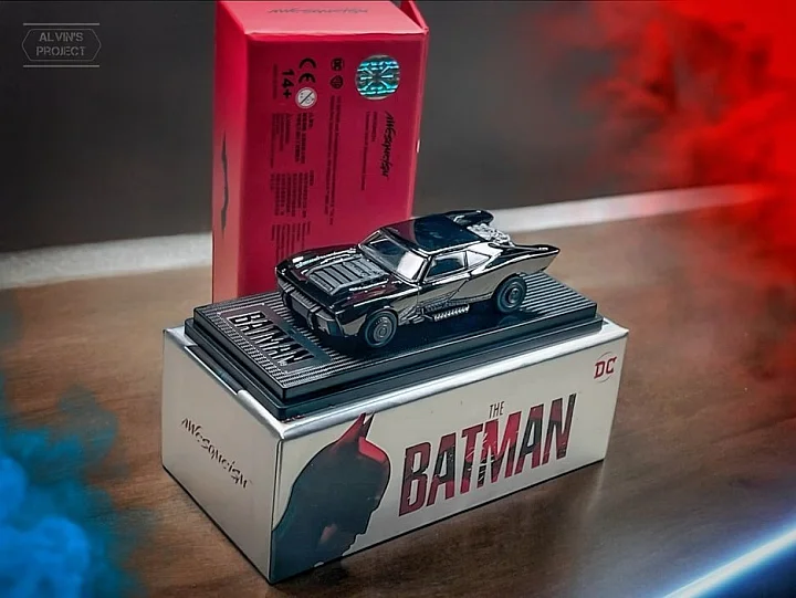 Inno64 Awesomeism The Batman Batmobile Black Chrome 1/64 Diecast