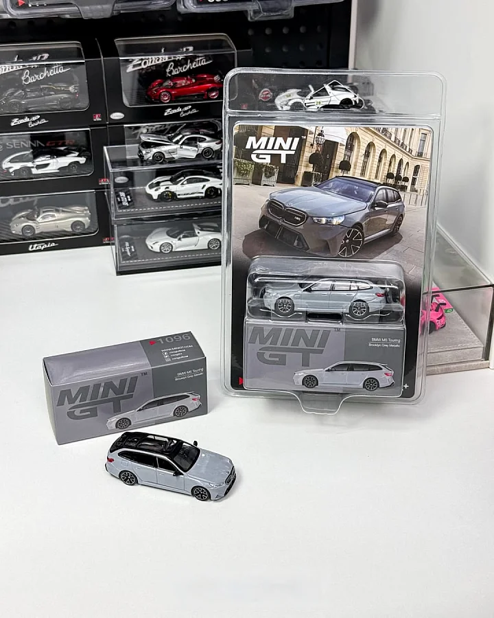 Mini GT BMW M5 Touring Blister Packaging MGT01096BL 1/64 Diecast hover