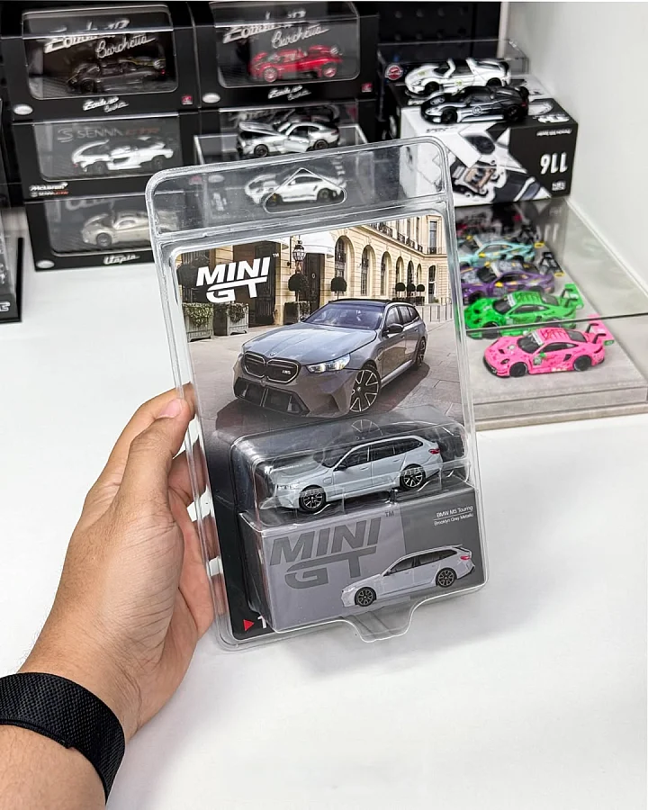Mini GT BMW M5 Touring Blister Packaging MGT01096BL 1/64 Diecast