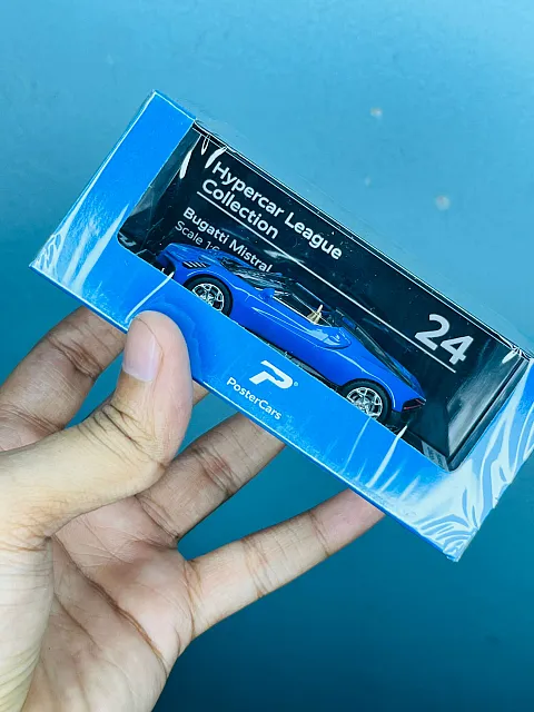 PosterCars Hypercar League – Bugatti Mistral 24