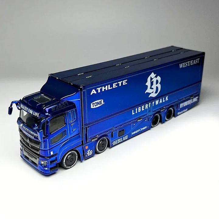 GCD 1:64 Mitsubishi Fuso Super Great Transporter LBWK Chrome Blue APA Expo Exclusive 💙 hover