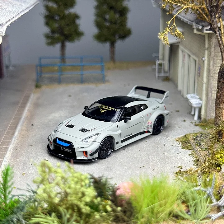 Mini GT 1248 1:64 Nissan LB-Silhouette WORKS GT 35GT-RR Ver.1 hover