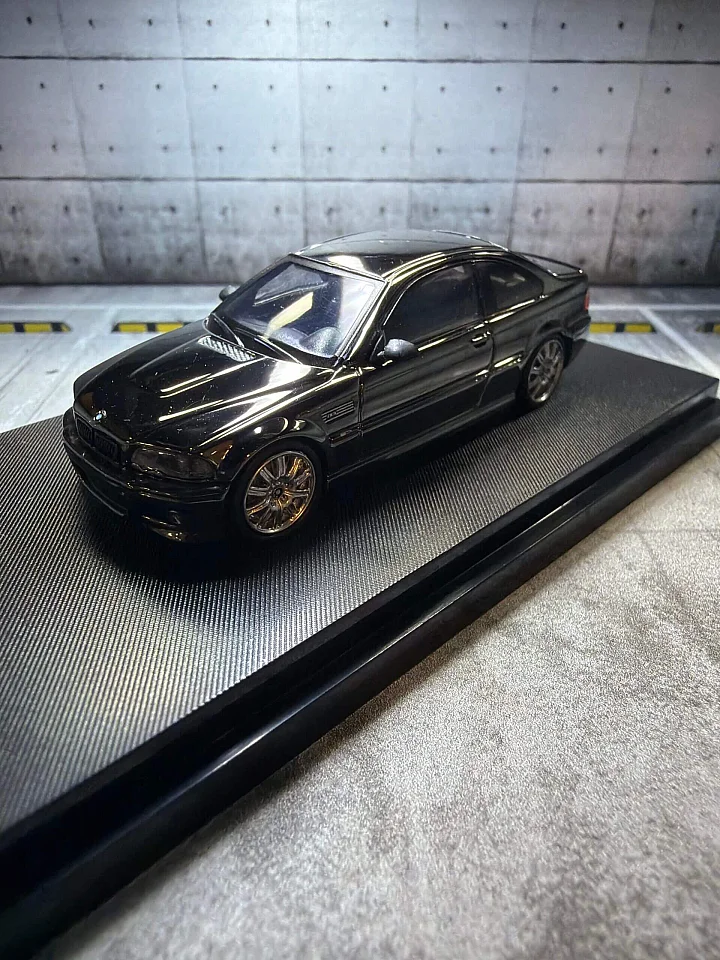 Stance Hunters x Street Weapon 1:64 BMW E46 M3 Chrome Black