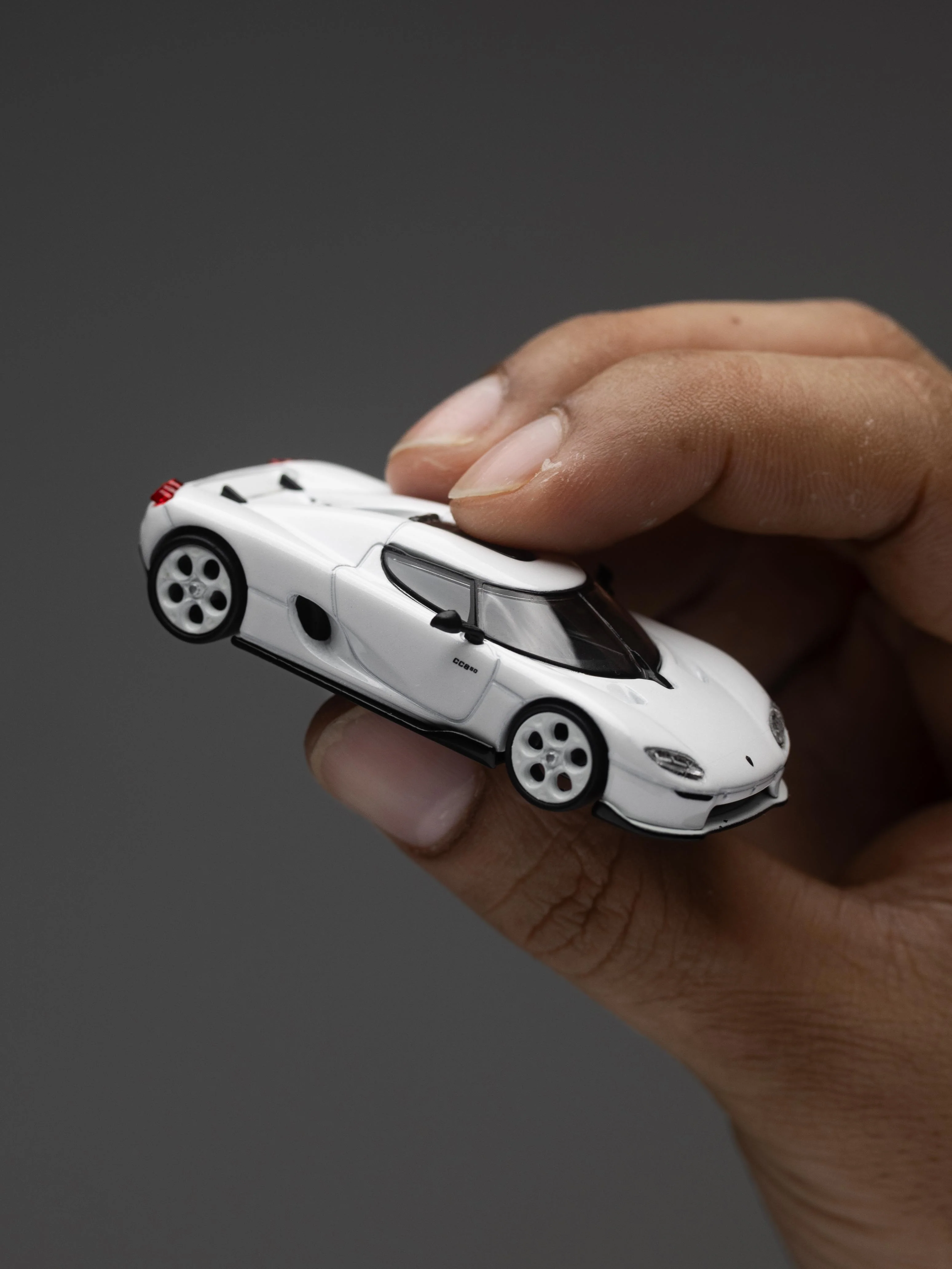 Tarmac Works 1:64 Koenigsegg CC850 White